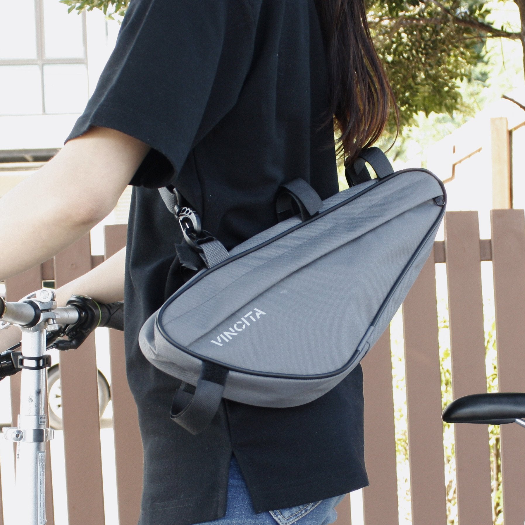 Vincita Co., Ltd. bicycle bag B024L