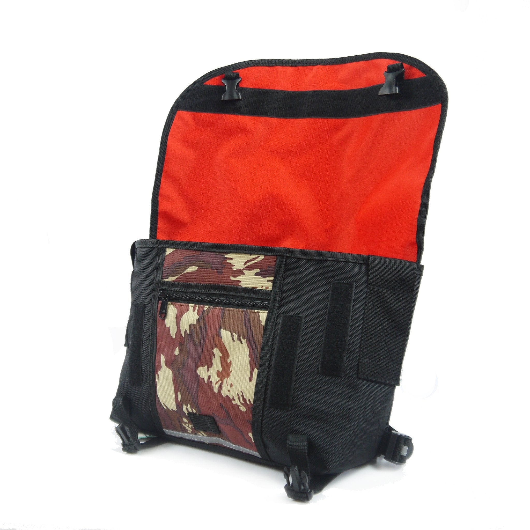 Vincita Co., Ltd. Accessories B205 Messenger Bag