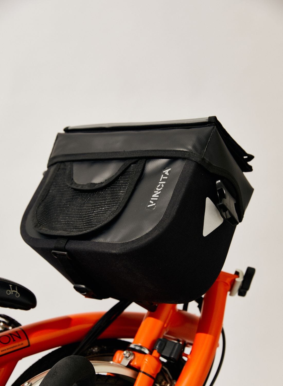 Vincita Co., Ltd. Hydra Waterproof Front Bag
