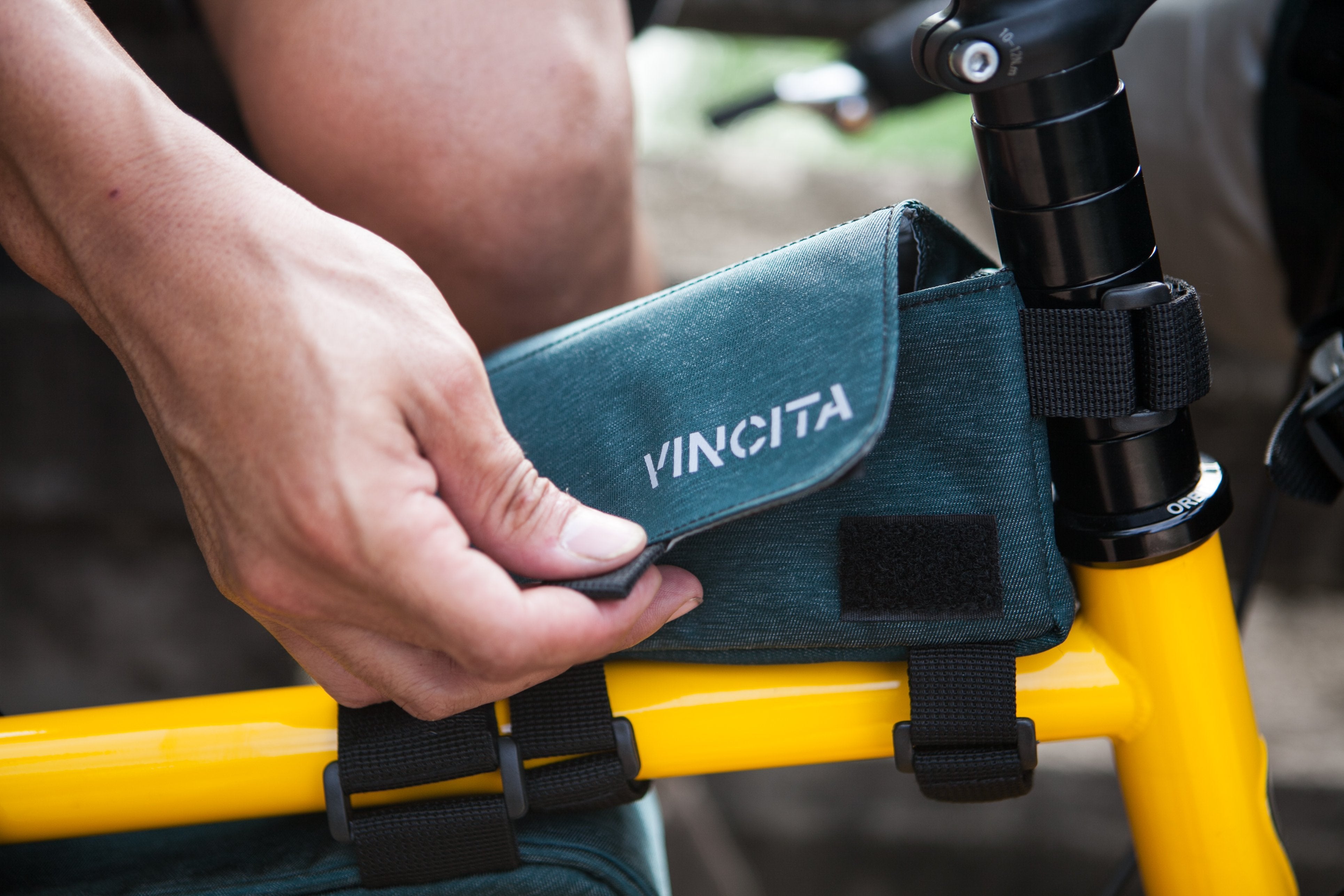 Vincita Co., Ltd. bicycle bag B026BP Strada Bikepacking Top Tube Bag