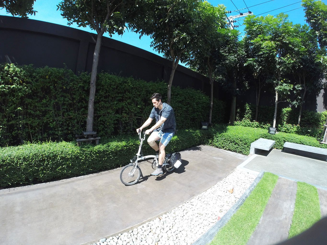 Vincita Co., Ltd. bicycle bag Black and white Seminyak 27
